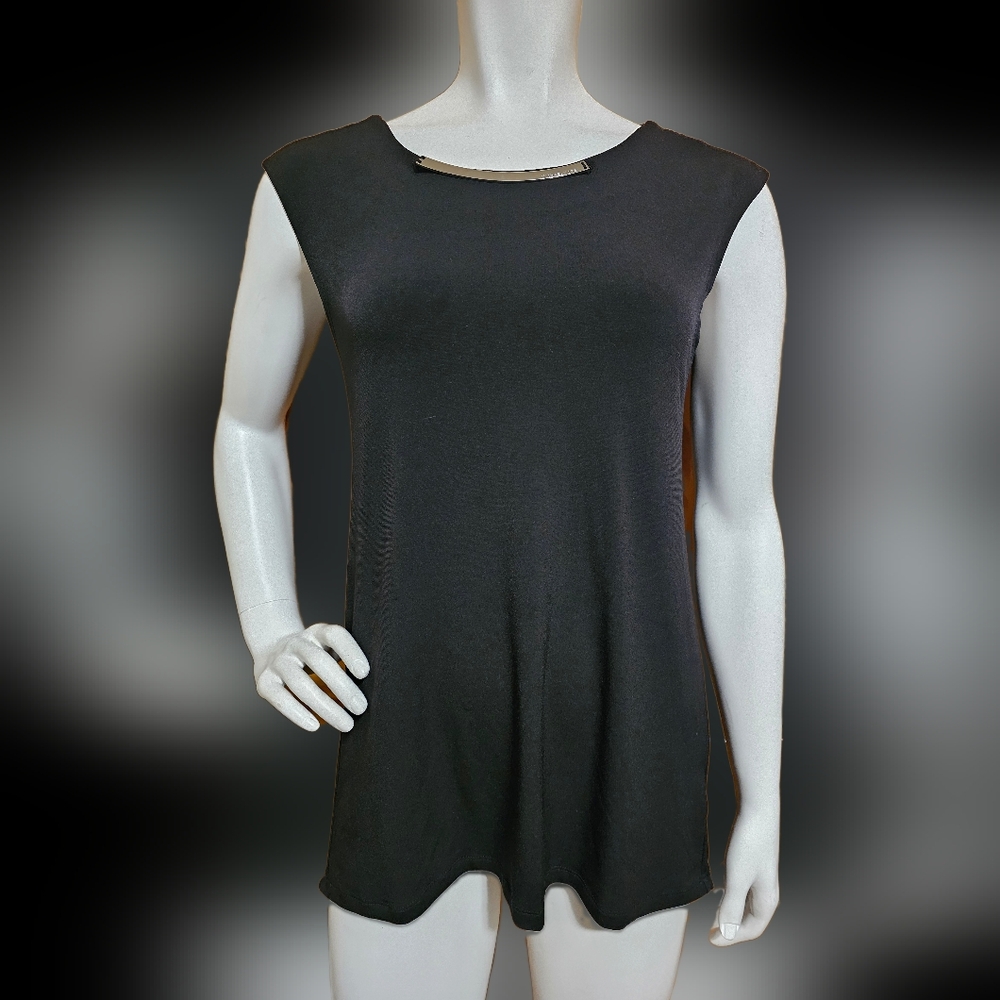 💙 81. Michael Kors Women's Size Medium Black Keyhole Back Top